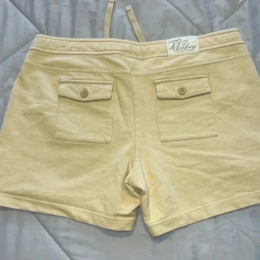 Disney Parks House of Mickey Women’s Shorts A8 - Picture 2 of 4